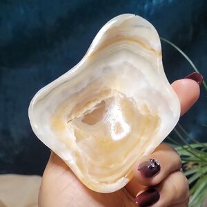 4.25"L 0.3lbs | Amber Onyx Bowl From Mexico | Crystal Collectible Gift